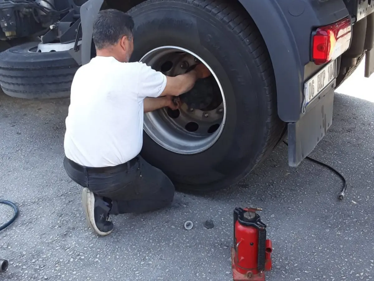Çamardı Oto Lastikçi